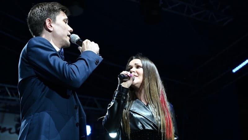 Дина Гарипова и Григорий Чернецов